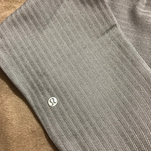 Lululemon Jet Crop Slim Bottom - Picture 6 of 7